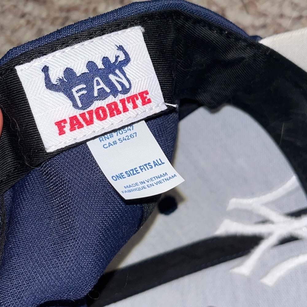 Yankees Baseball Cap - Picture 3 of 3